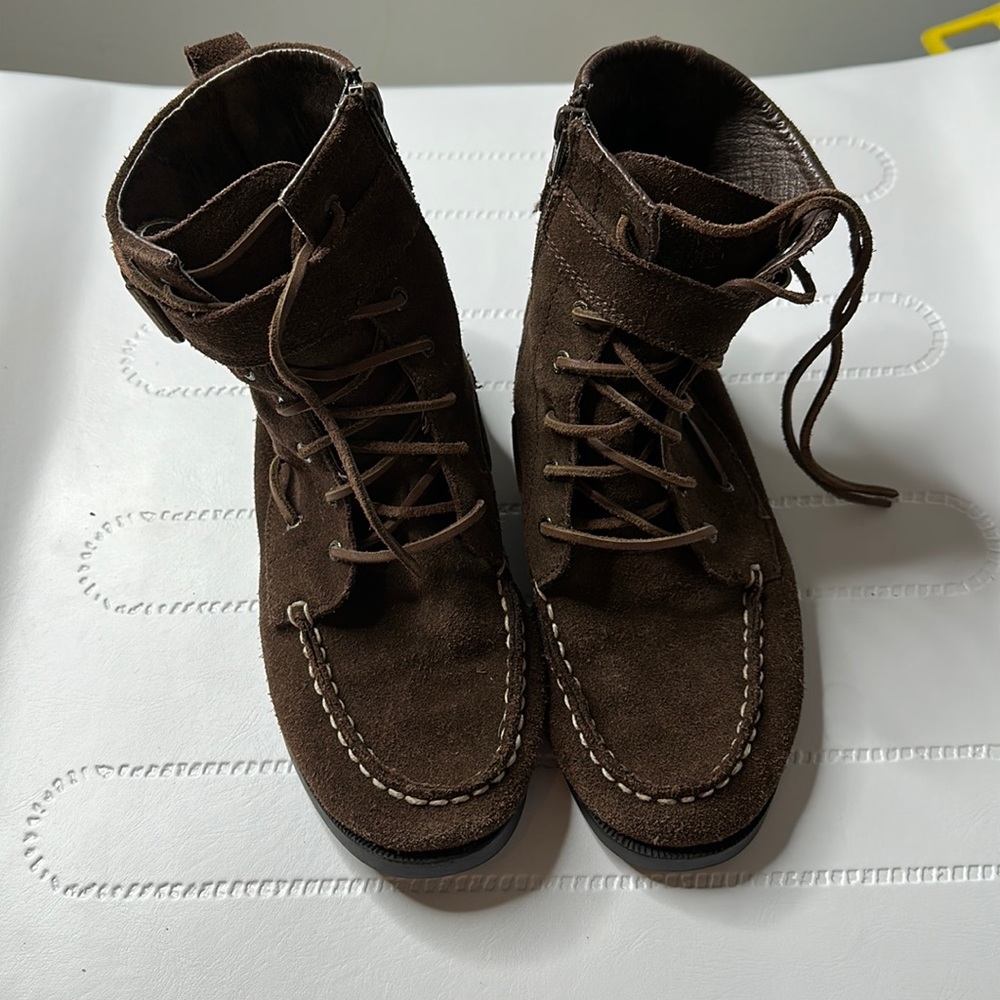 Women’s boots